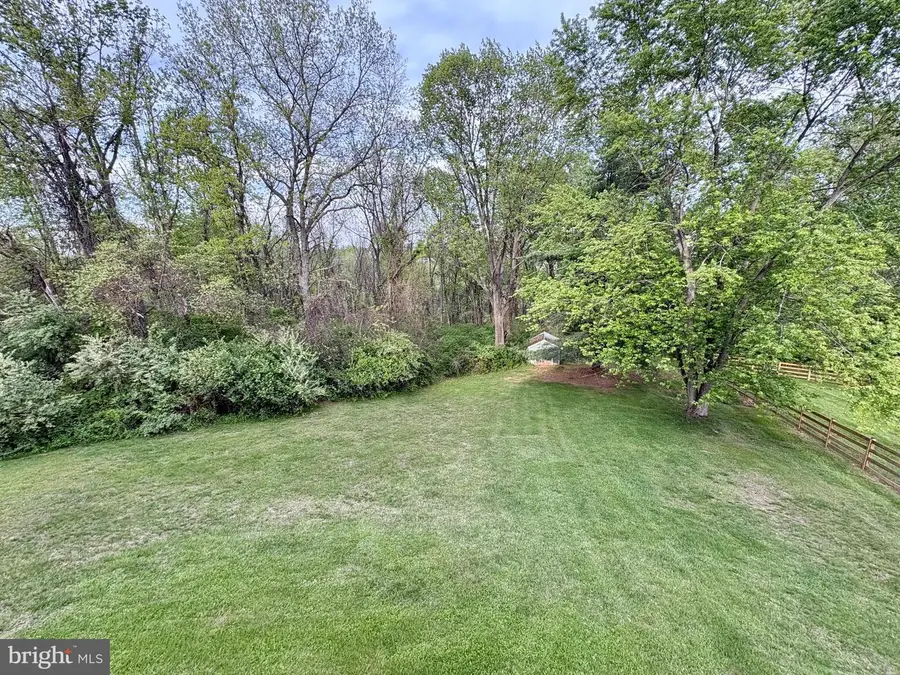423 London Ct, Westminster, MD 21157 - #2