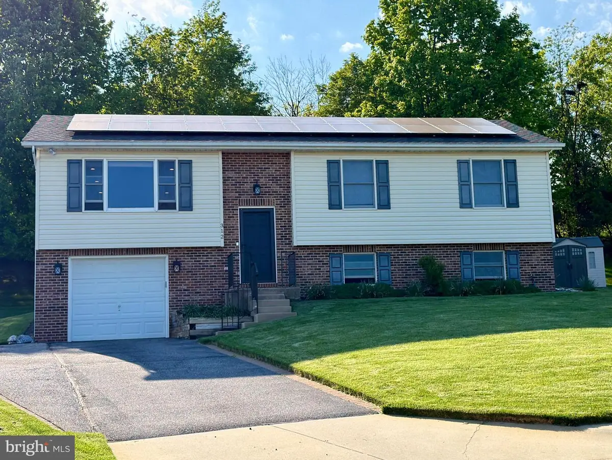 312 Inverness Close, Westminster, MD 21158 - #1