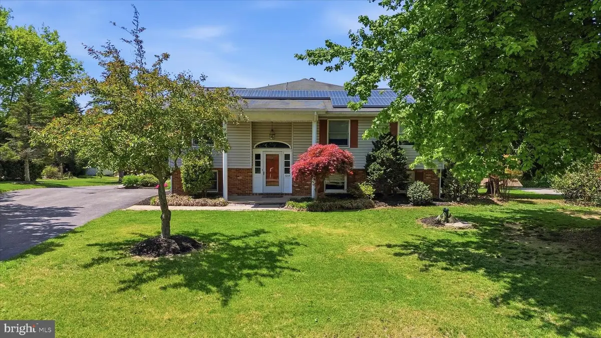 3204 Hooper Rd, New Windsor, MD 21776 - #1