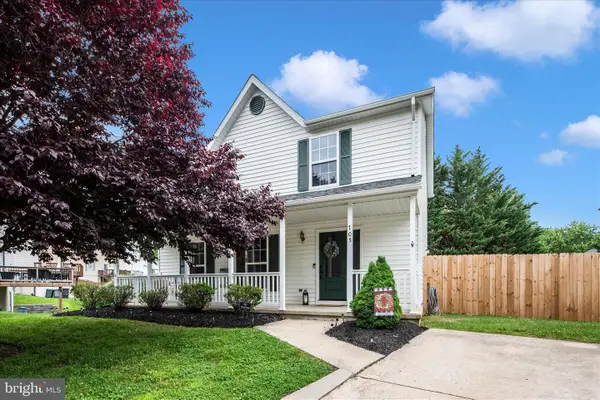705 Spotters Ct, HAMPSTEAD, MD 21074