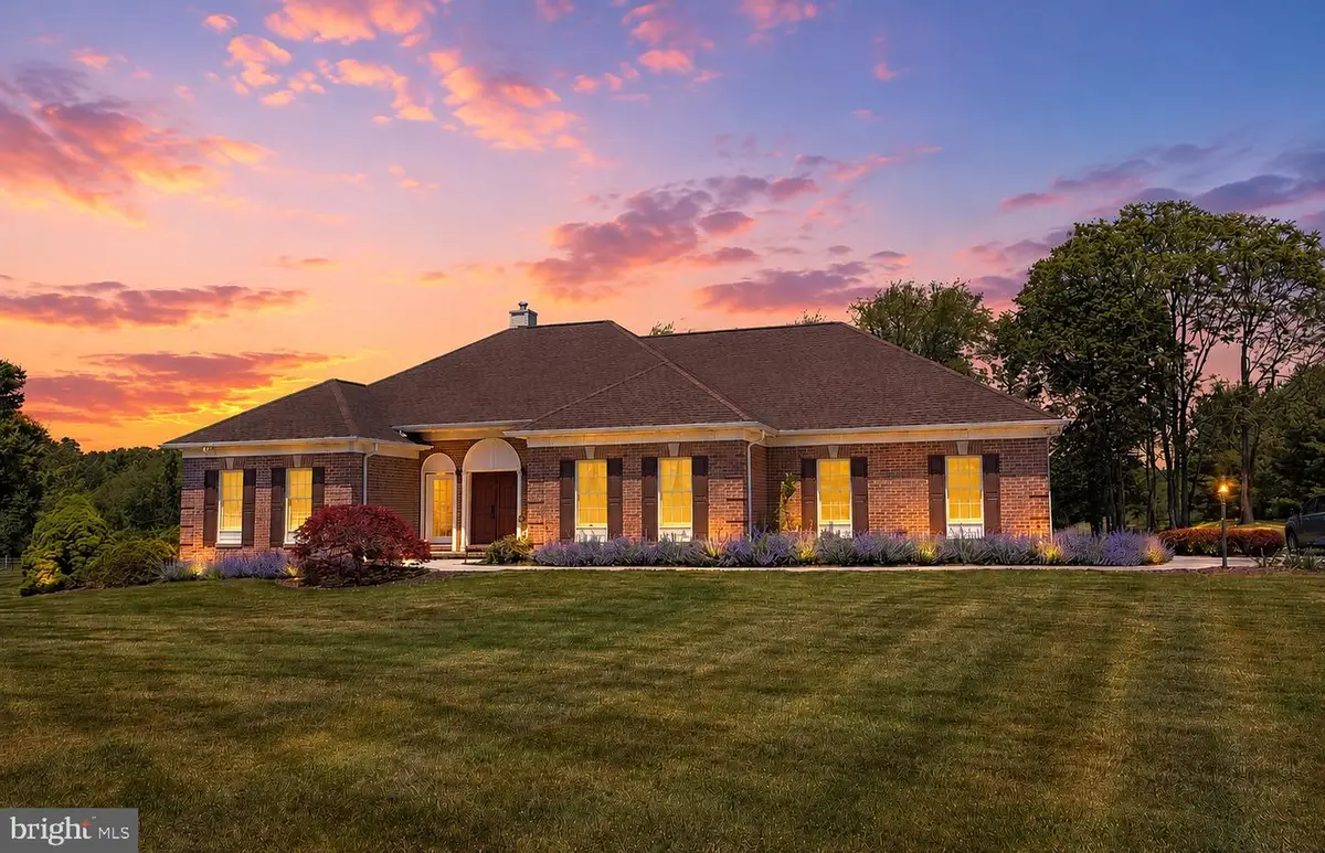 710 Waters Edge Ct, Sykesville, MD 21784 - #1