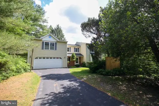 1740 Fairmount Rd, Hampstead, MD 21074 - #1