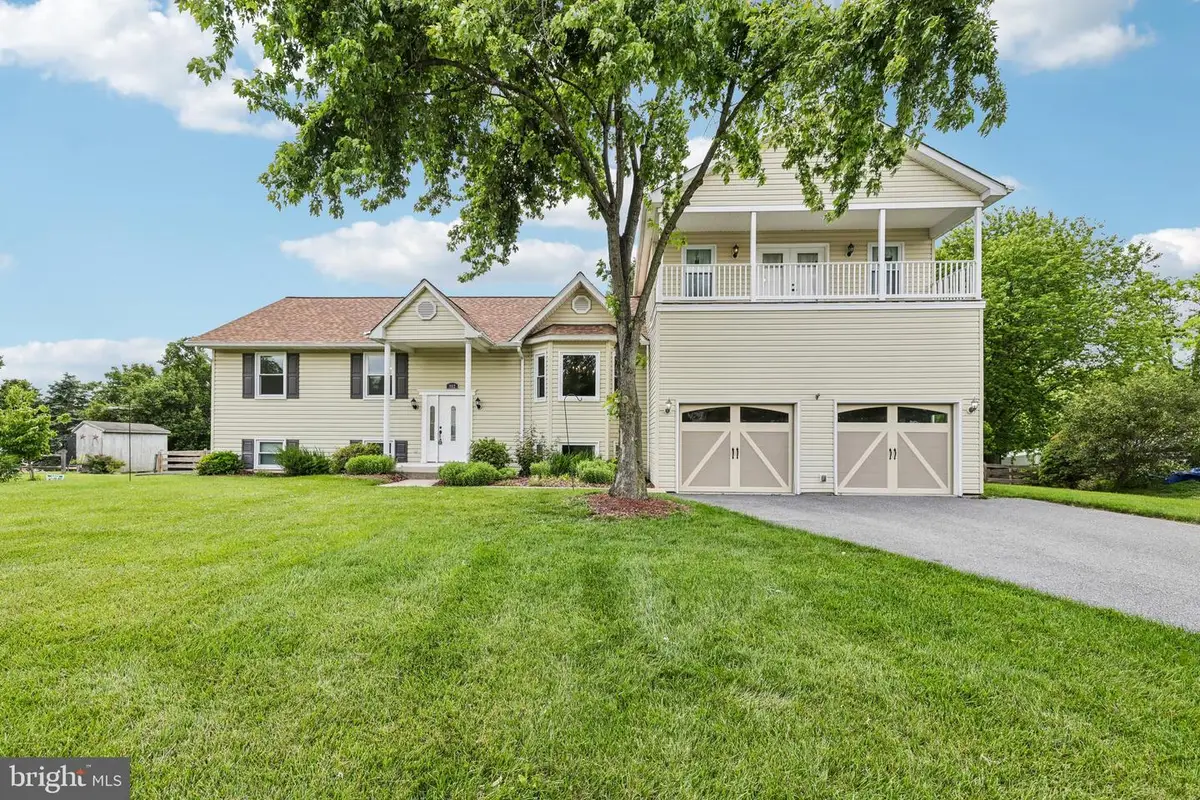 902 Clauser Ct, New Windsor, MD 21776 - #1