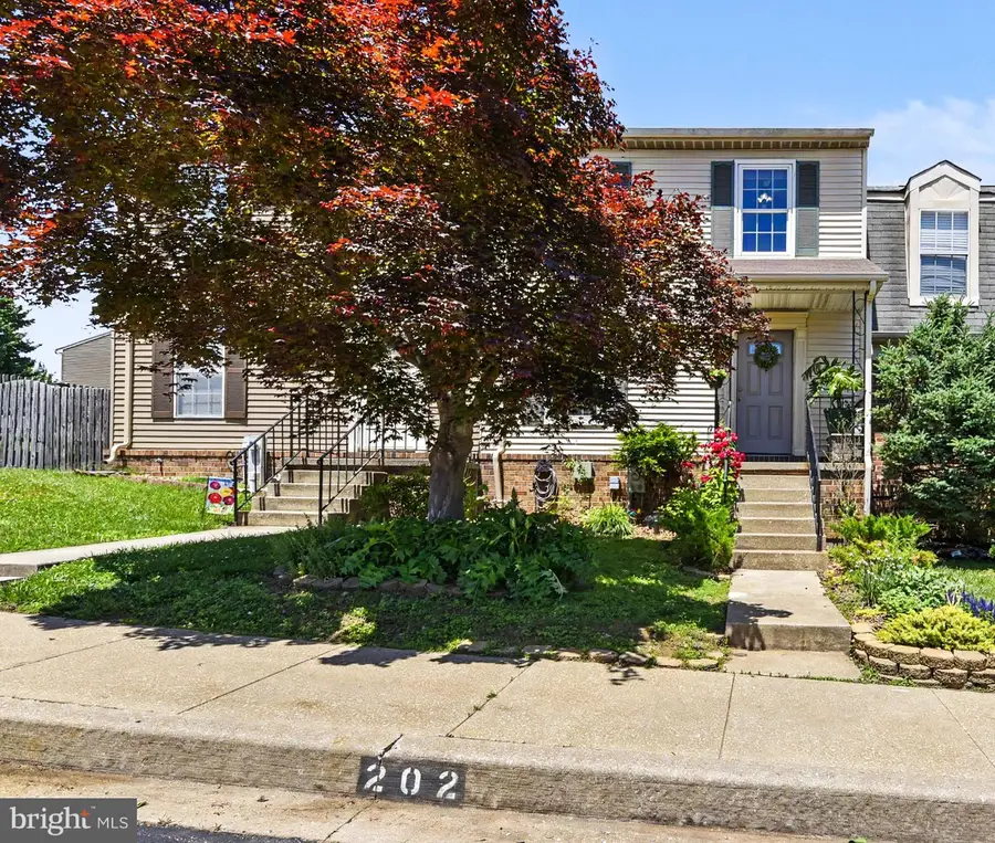 202 Gallatin Ct, Westminster, MD 21157 - #3