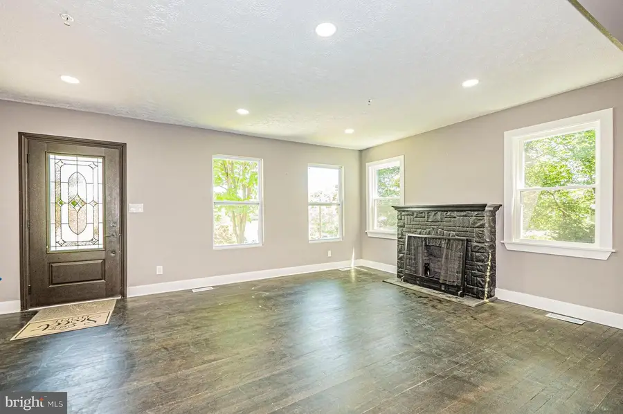 3170 Sykesville Rd, Westminster, MD 21157 - #3