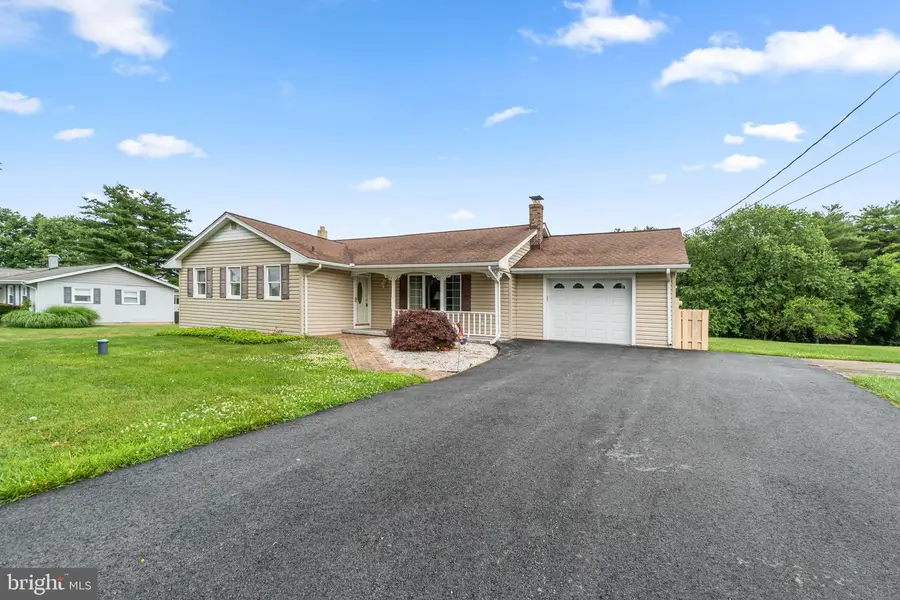 557 Oak Tree Rd, Westminster, MD 21157 - #3