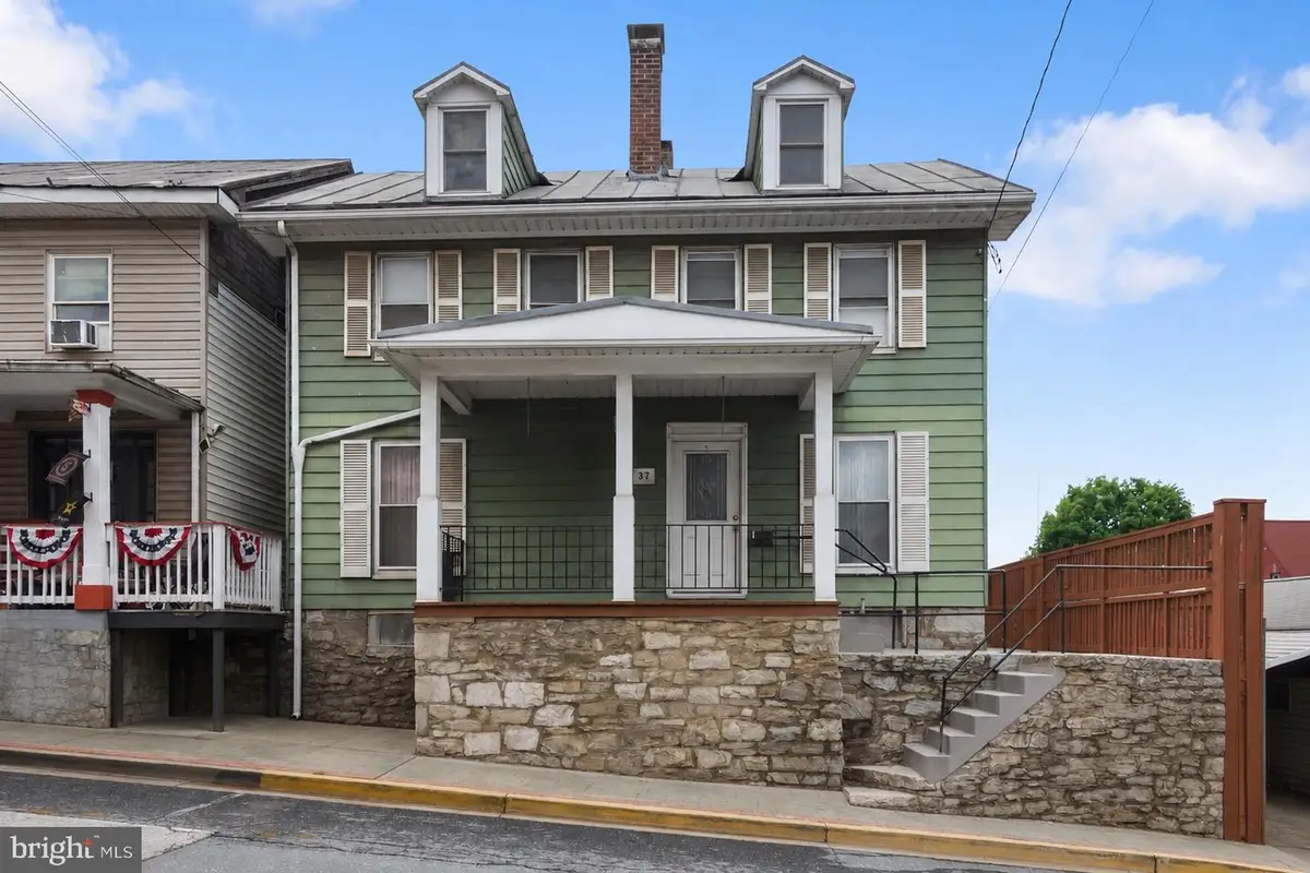 37 N Main St, Union Bridge, MD 21791 - #1