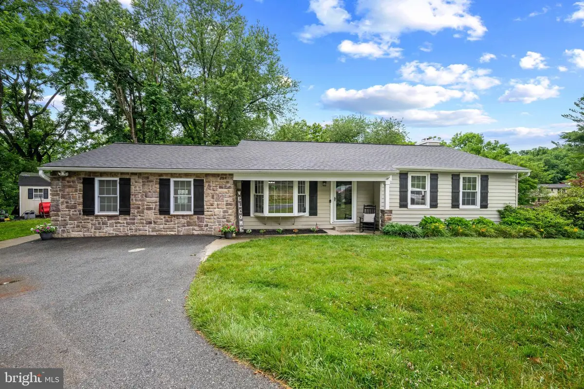 2510 Cedarhurst Dr, Reisterstown, MD 21136 - #1