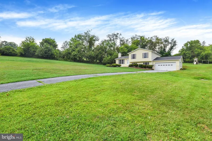 4724 Trail Ct, Westminster, MD 21158 - #2