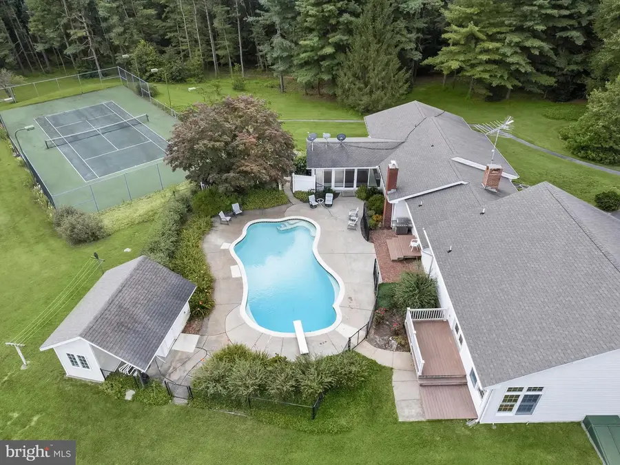 3835 Rinehart Rd, Westminster, MD 21158 - #3