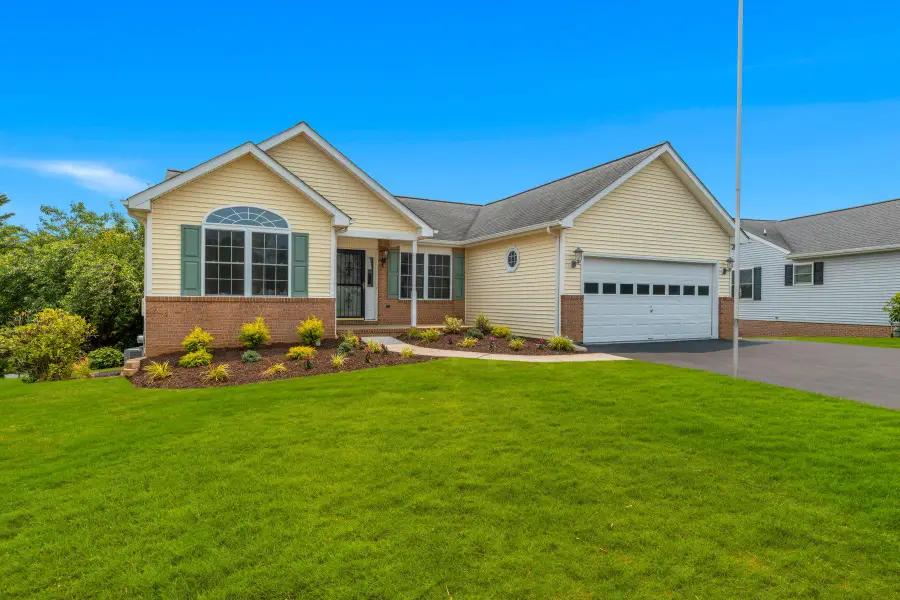 311 Snowfall Way, Westminster, MD 21157 - #3