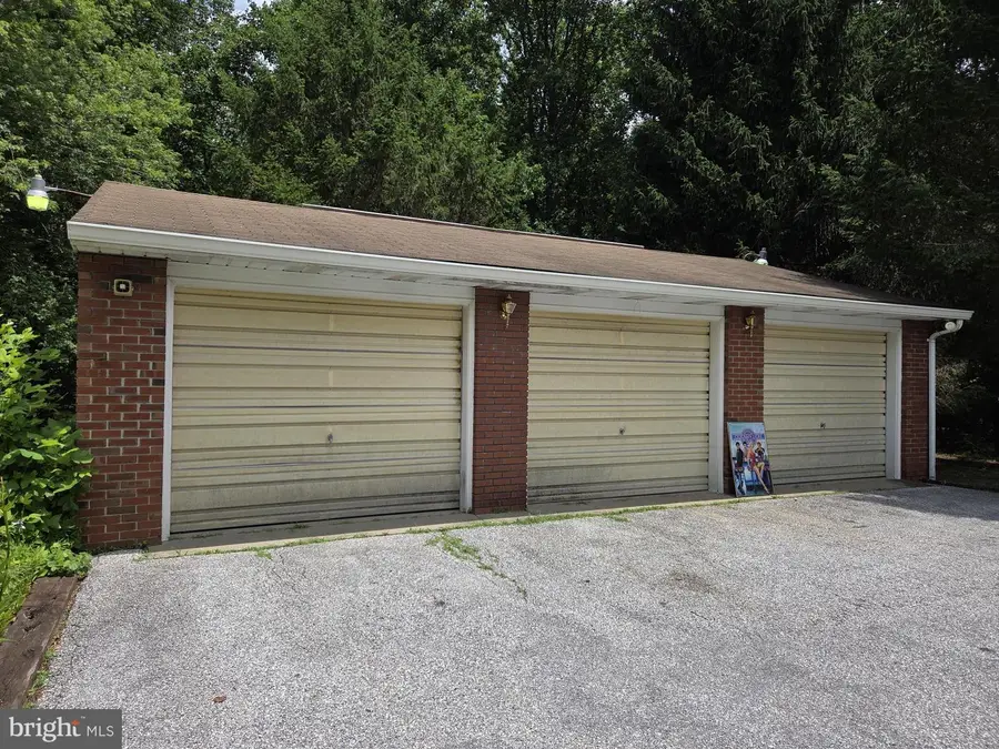 7211 Ridge Rd, Marriottsville, MD 21104 - #2