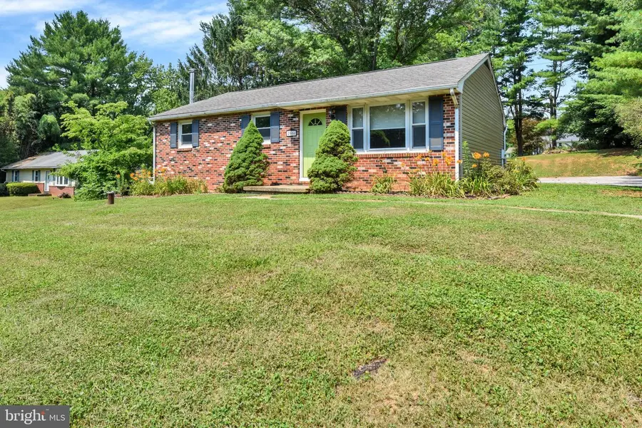 2504 Fairmount Rd, Hampstead, MD 21074 - #2