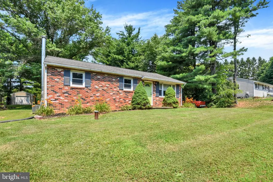 2504 Fairmount Rd, Hampstead, MD 21074 - #3