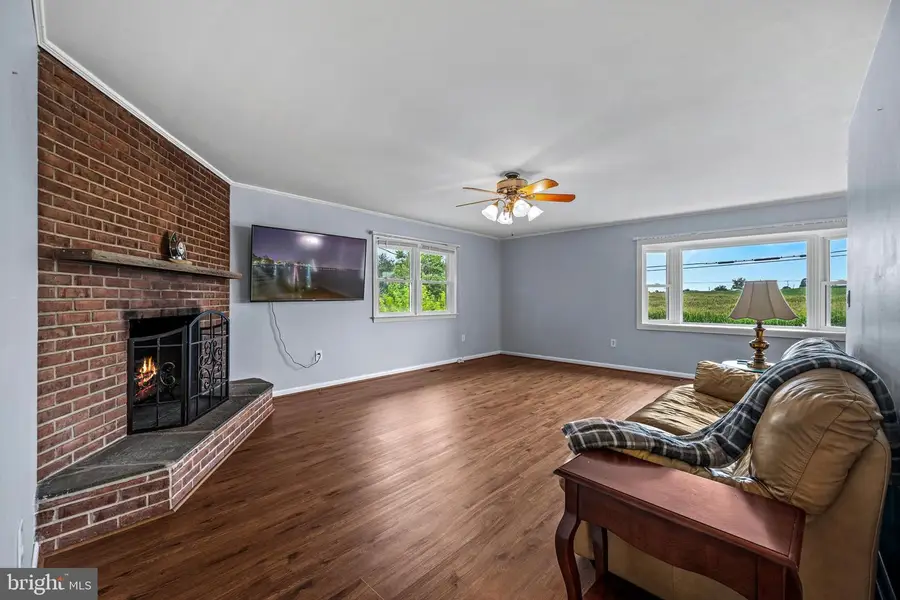 4090 Boteler Rd, Mount Airy, MD 21771 - #2