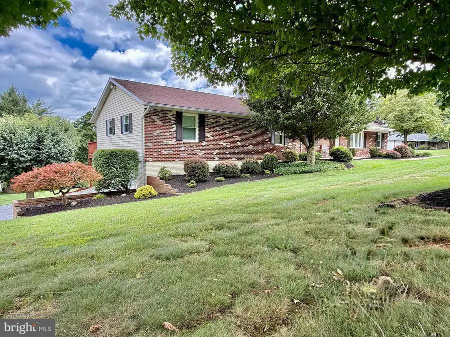 5201 Gate House Ct, Sykesville, MD 21784 - #3