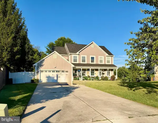 699 Garden Ct, WESTMINSTER, MD 21157