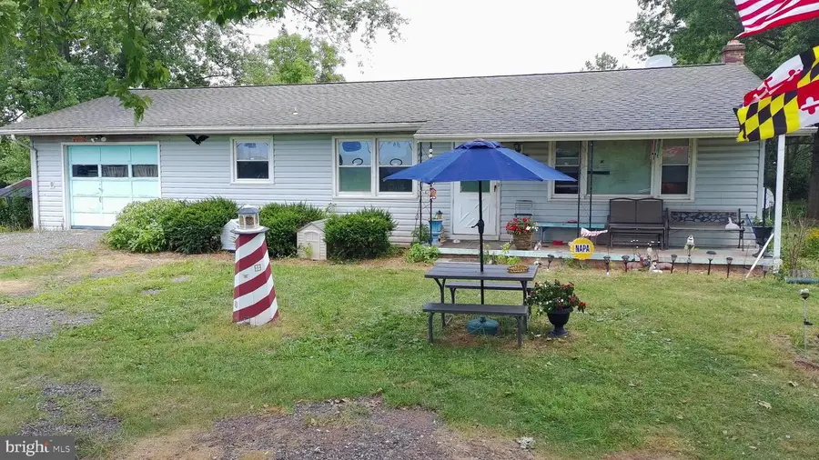 3901 Bullfrog Rd, Taneytown, MD 21787 - #2