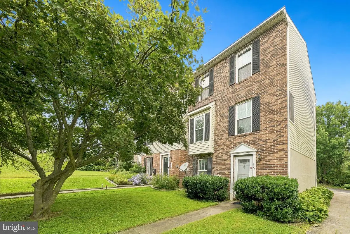 125 N Towne Ct, Mount Airy, MD 21771 - #1