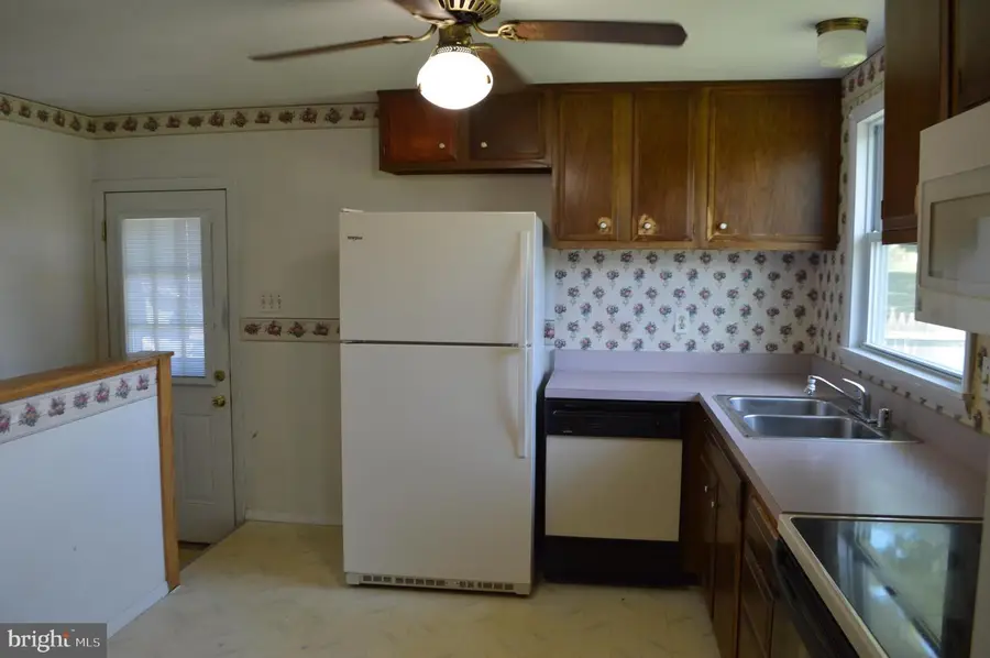 1719 Bollinger Rd, Westminster, MD 21157 - #3