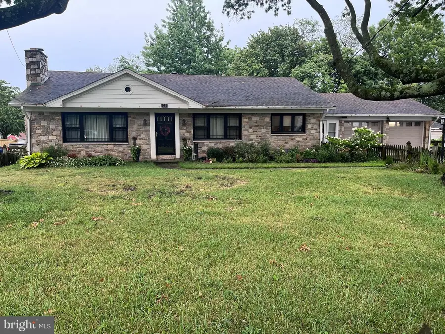 75 S Colonial Ave, Westminster, MD 21157 - #2