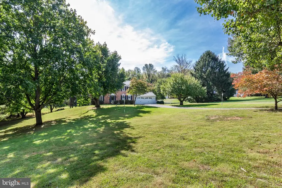 511 Tanglewood Dr, Sykesville, MD 21784 - #3