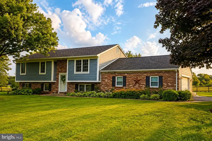 4719 Ridge Rd, Mount Airy, MD 21771 - #2