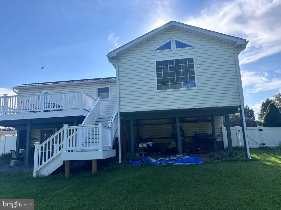 217 Roth Ave, Taneytown, MD 21787 - #2