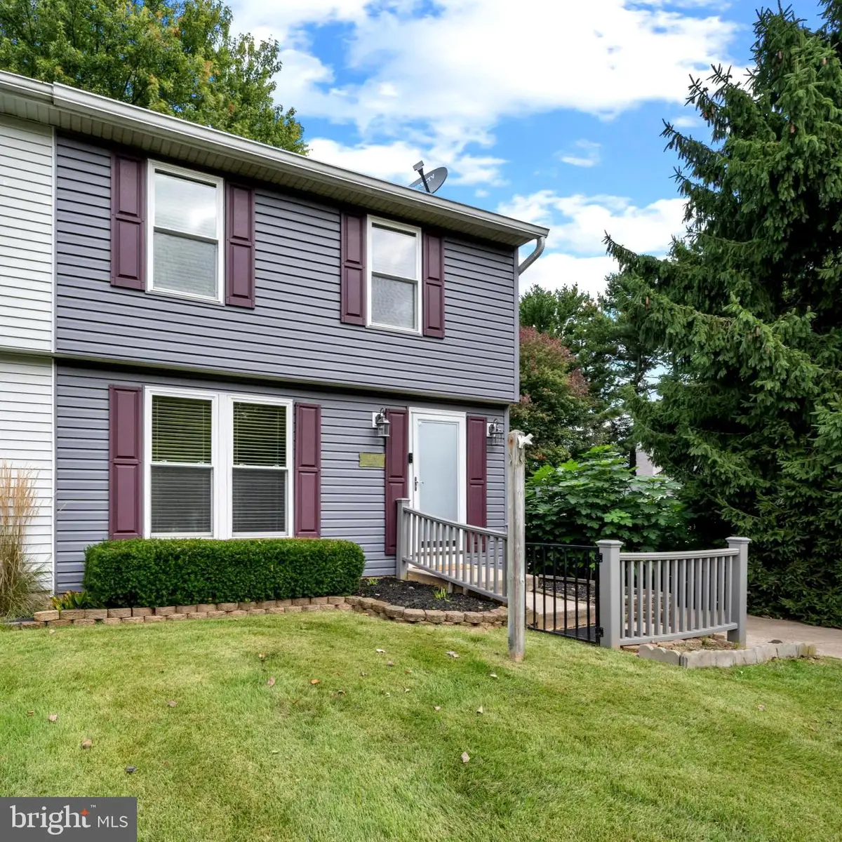 4410 Sycamore Dr, Hampstead, MD 21074 - #1