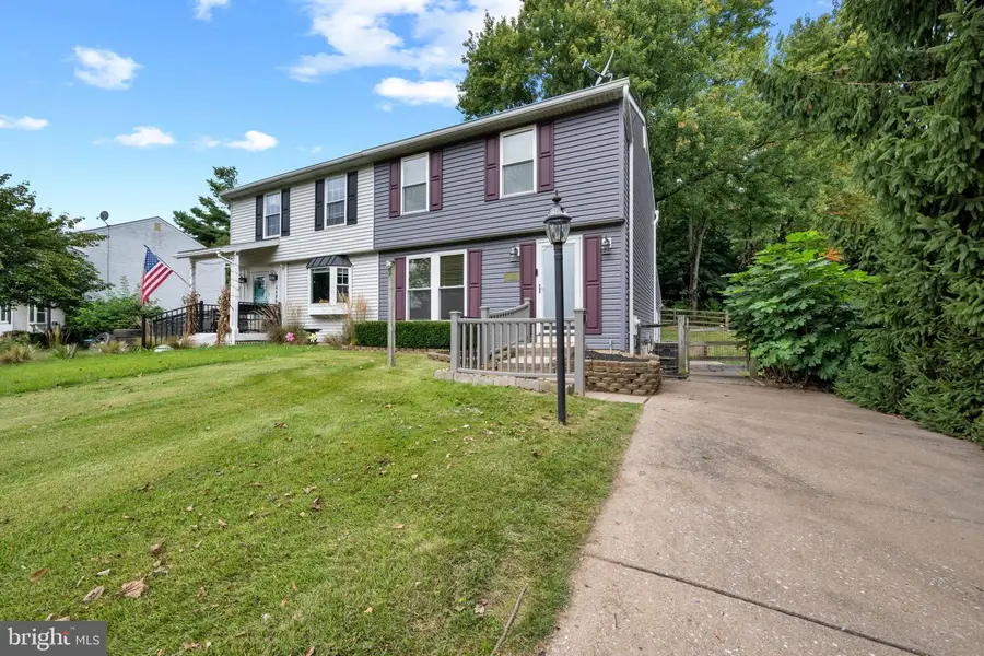 4410 Sycamore Dr, Hampstead, MD 21074 - #3