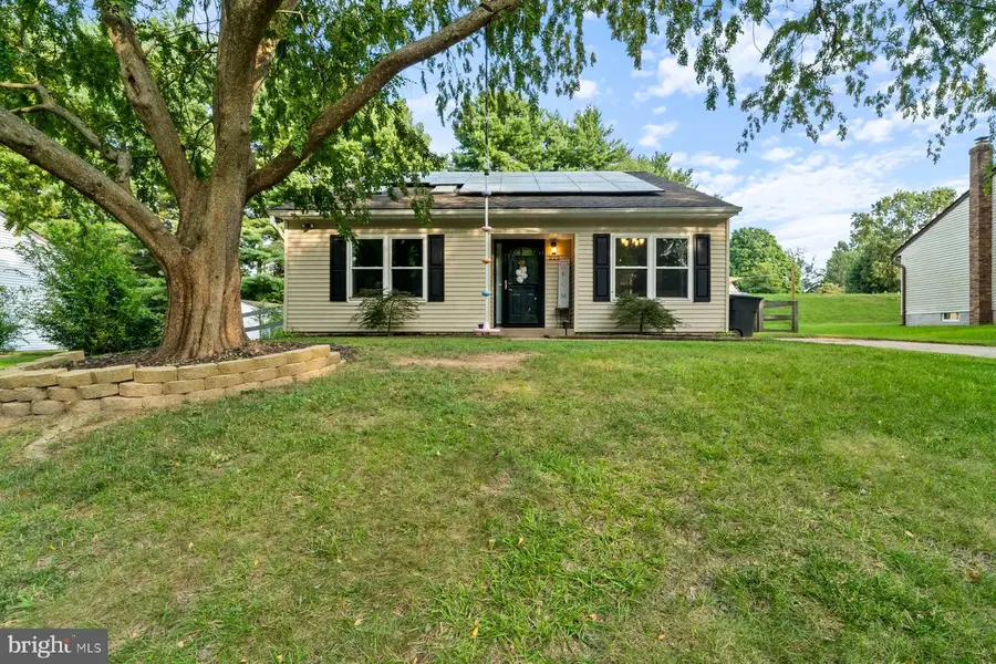 225 Stacy Lee Dr, Westminster, MD 21158 - #2