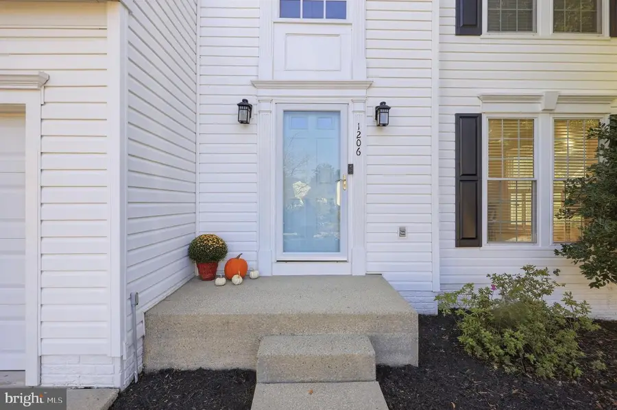 1206 Crossbow Rd, Mount Airy, MD 21771 - #2