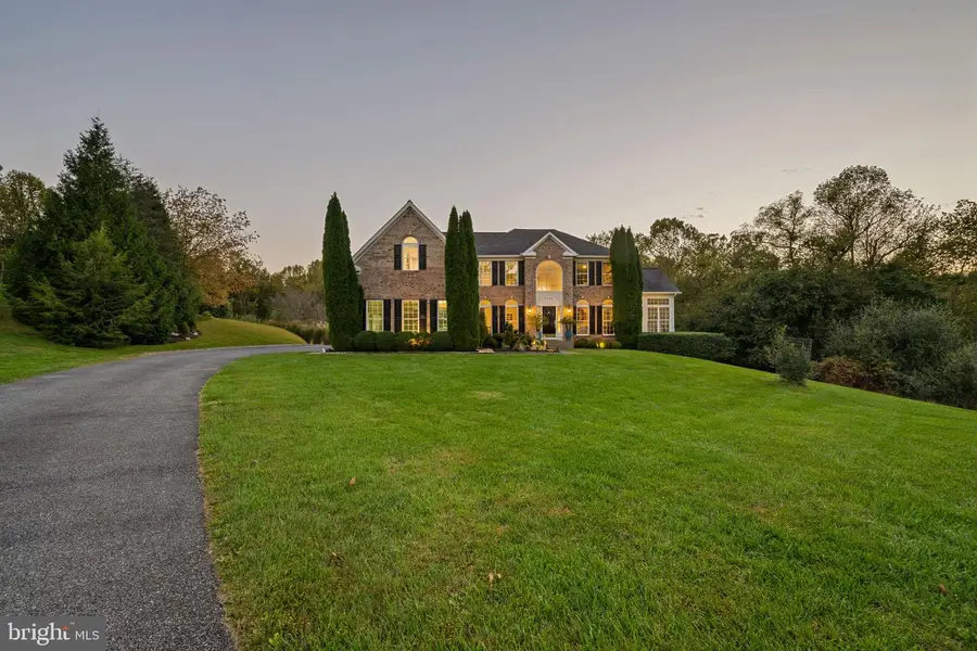 7284 Lisa Dr, Marriottsville, MD 21104 - #2