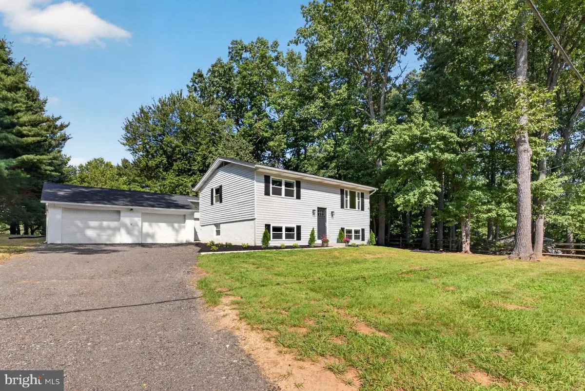 5002 Roller Rd, Manchester, MD 21102 - #1