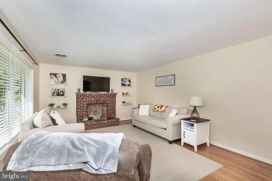 77 George St, Taneytown, MD 21787 - #3