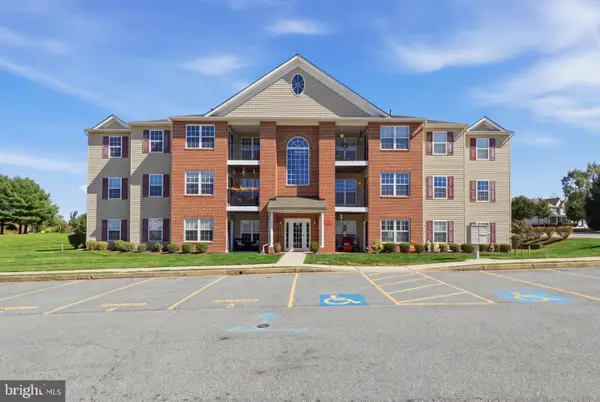 800 Wembley Dr #2d, HAMPSTEAD, MD 21074