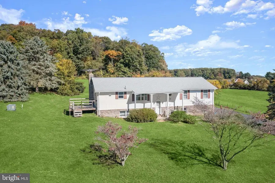 2434 Snydersburg Rd, Hampstead, MD 21074 - #3