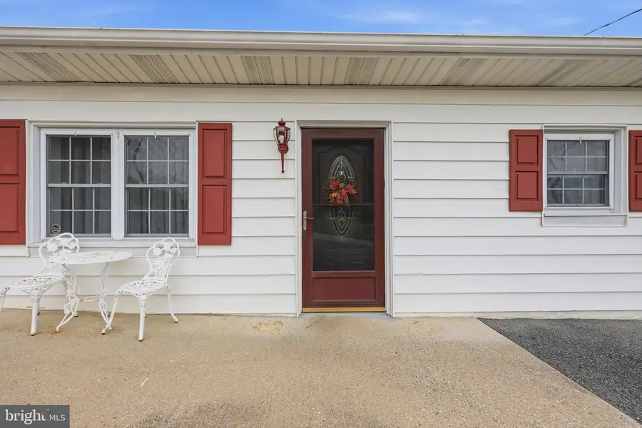 302 Buena Vista Dr, Westminster, MD 21157 - #2