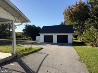 924 Spangler Dr, Westminster, MD 21157 - #2