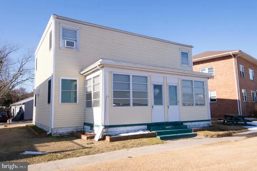 904 & 906 Oakley Ter, Cambridge, MD 21613 - Image #2