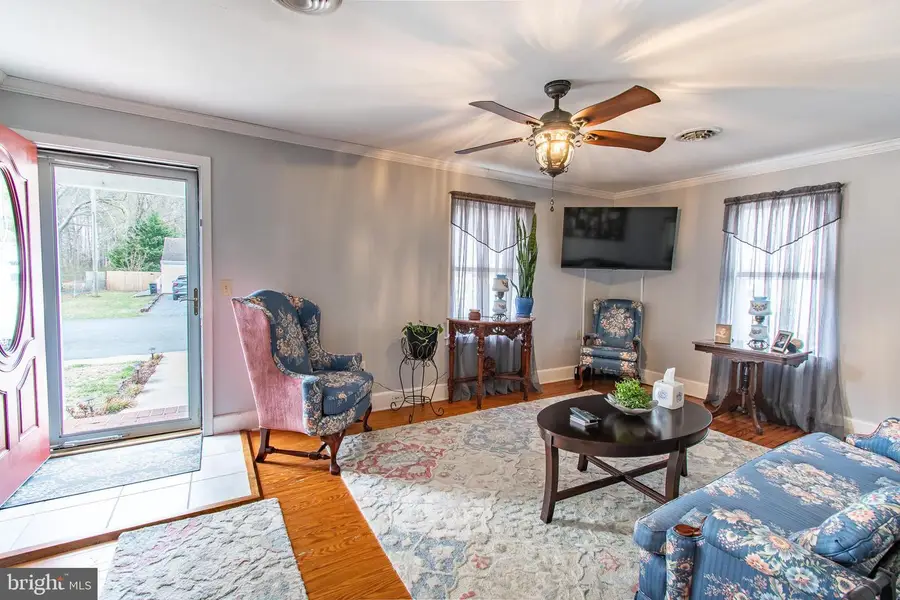 9 Oak St, Cambridge, MD 21613 - #2