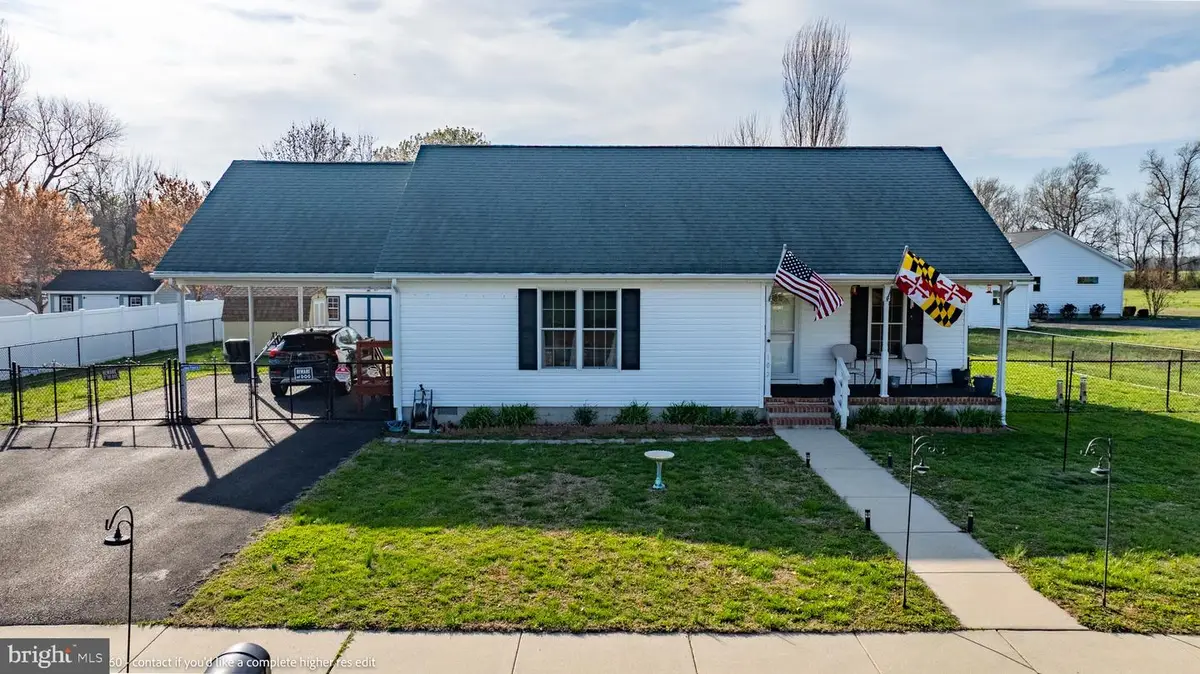 102 Trinity Ct, East New Market, MD 21631 - #1