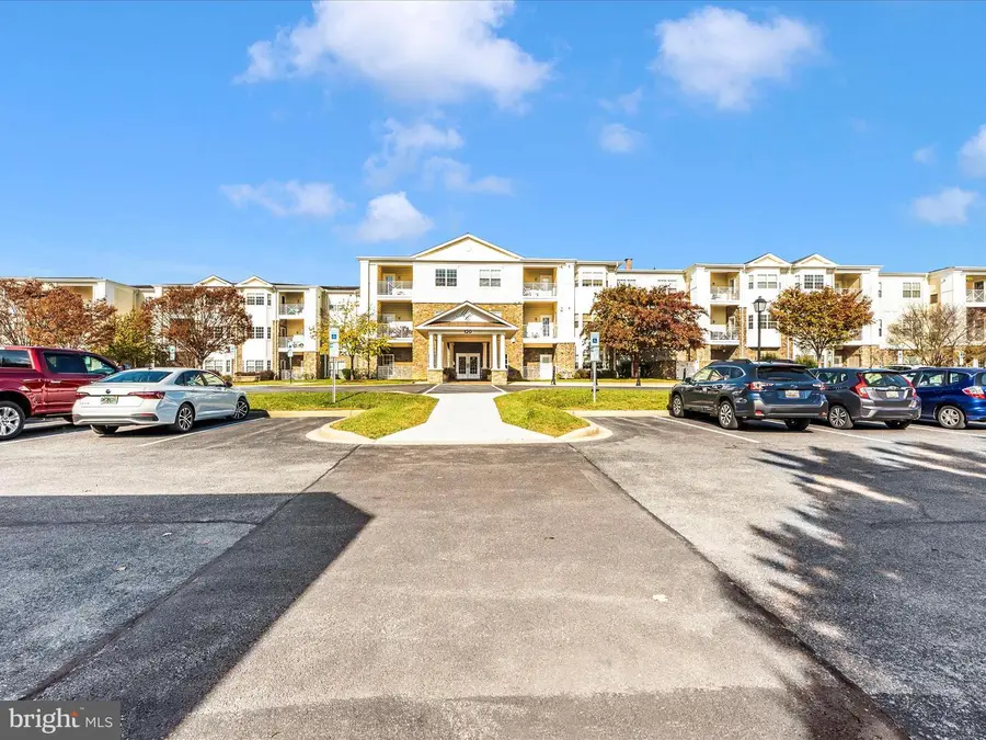 120 Burgess Hill Way #207, Frederick, MD 21702 - Image #2