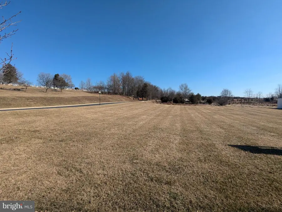 886 W Main St, Emmitsburg, MD 21727 - Image #2