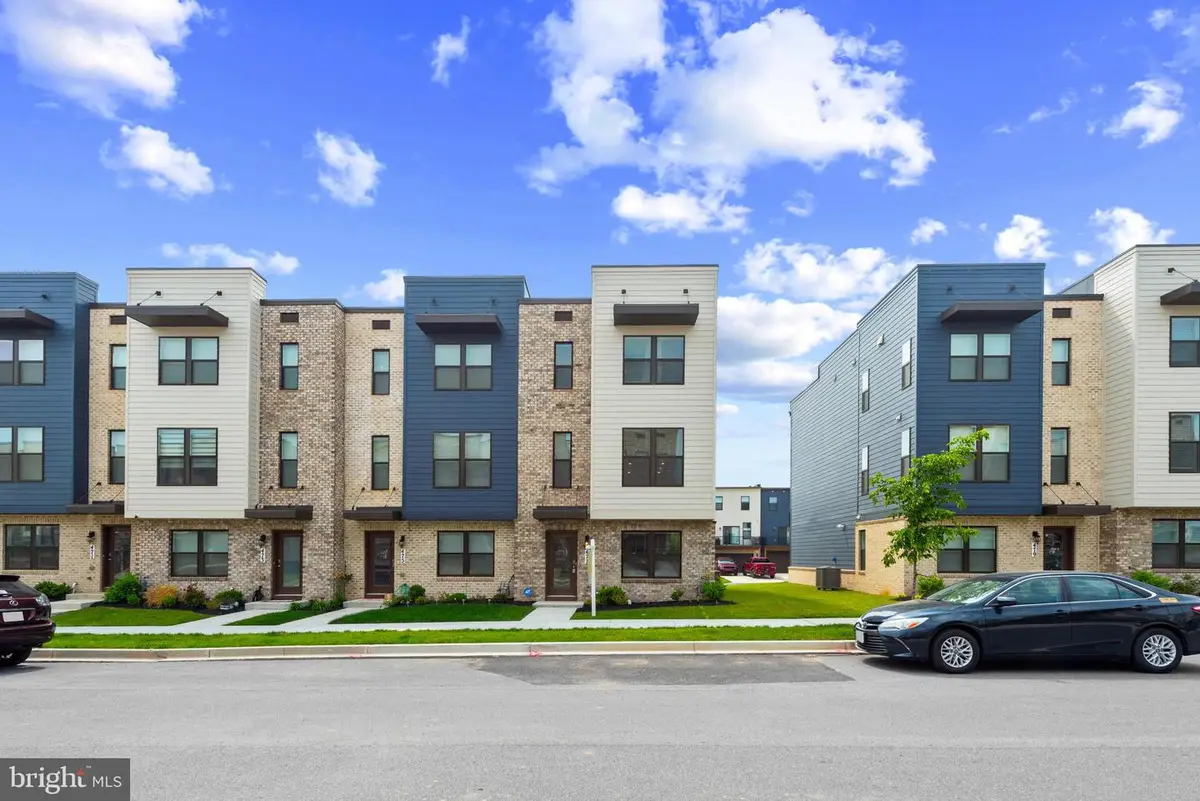 477 Tiller St, Frederick, MD 21701 - #1