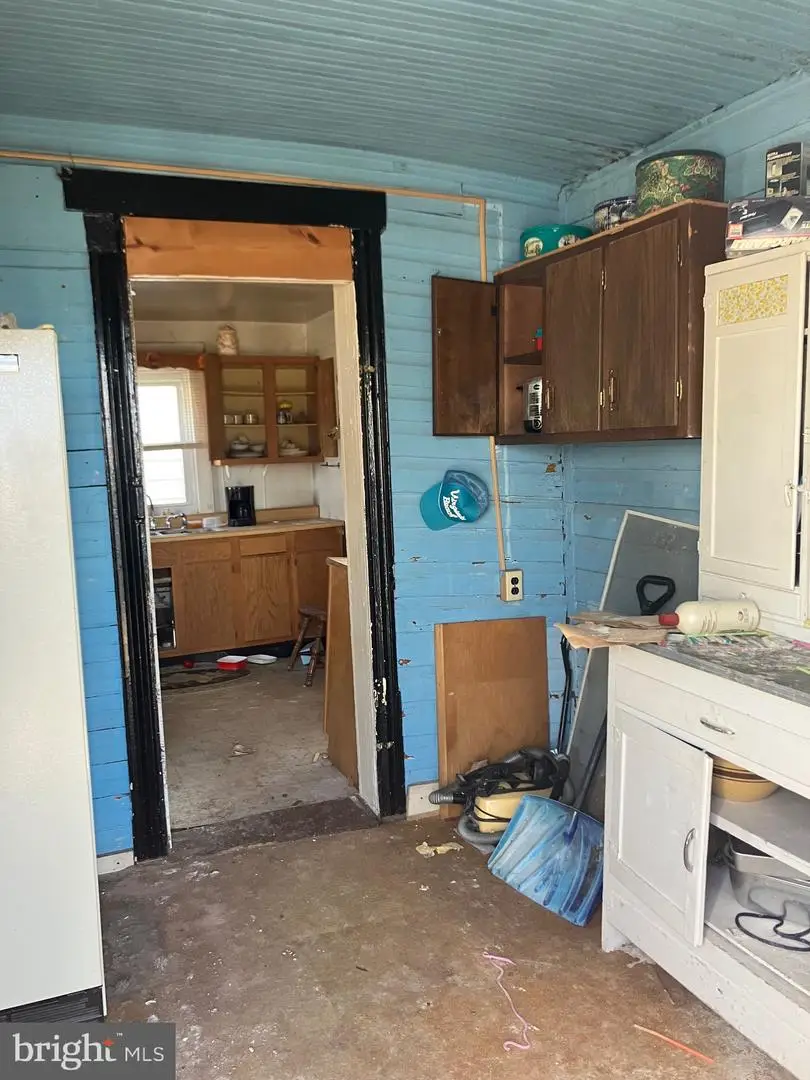 805 E B St, Brunswick, MD 21716 - Image #2