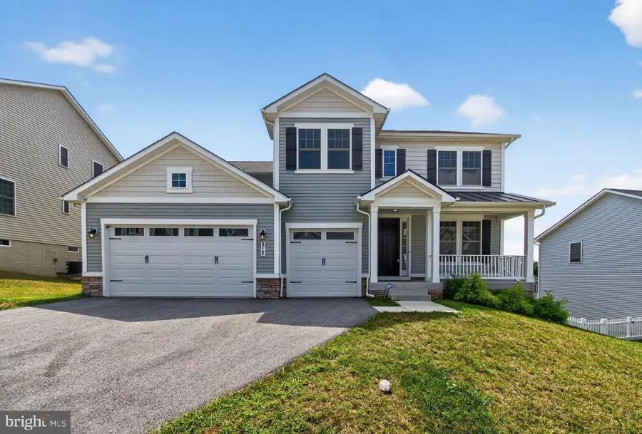 812 Kaplon Ct, Brunswick, MD 21716 - Image #2