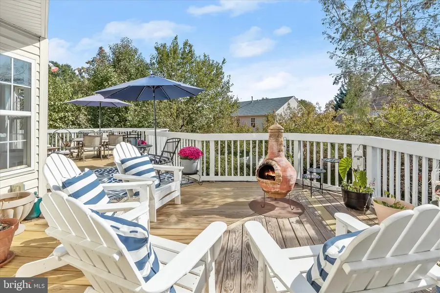 239 Bishops Glen Dr, Frederick, MD 21702 - #2