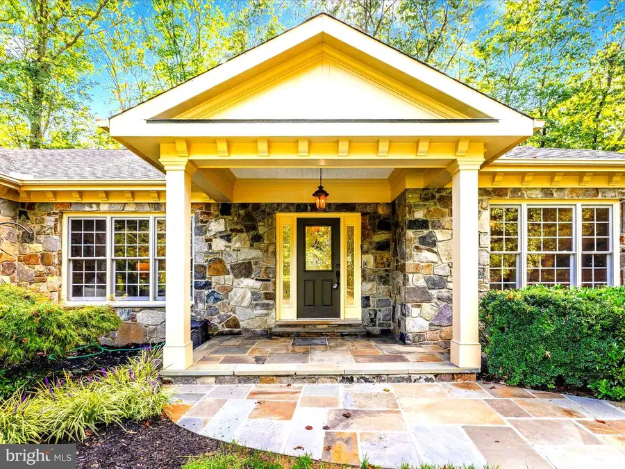 11589a Nor Ray Cir, Ijamsville, MD 21754 - Image #2