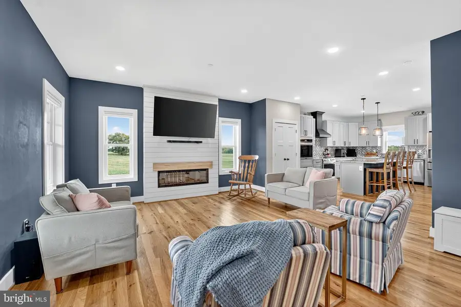 8305 Biggs Ford Rd, Walkersville, MD 21793 - Image #3